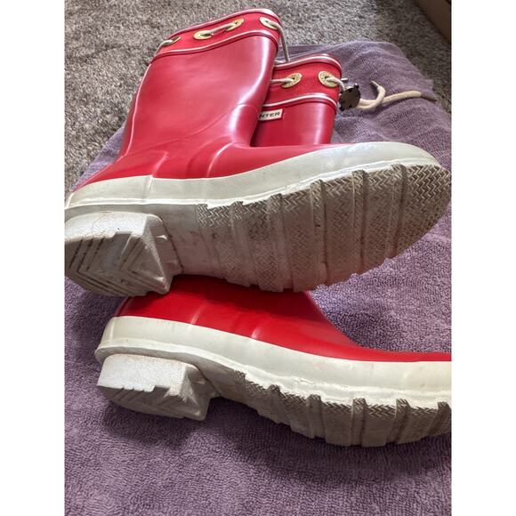 Hunter Tall boots with ties. Red and white SZ 6 F. - Picture 3 of 3